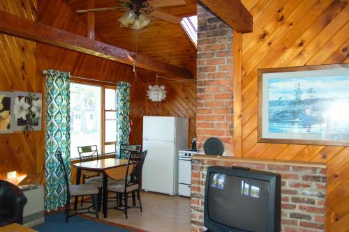 Pines Cottage