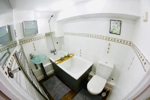 Immaculate 1-bed Mezzaine Apartment In Nottingham