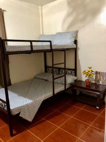 Hostal Rose And Fer Transient House