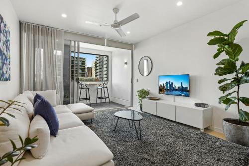 Apartamento Stellar Location With Parking, Pool & Gym Access
