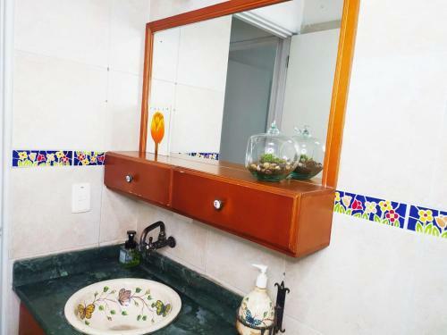 Bonita Y Confortable Casa, Excelente Ubicaci�n.