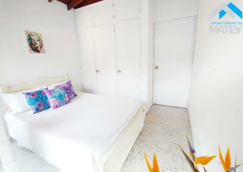 Bonita Y Confortable Casa, Excelente Ubicaci�n.