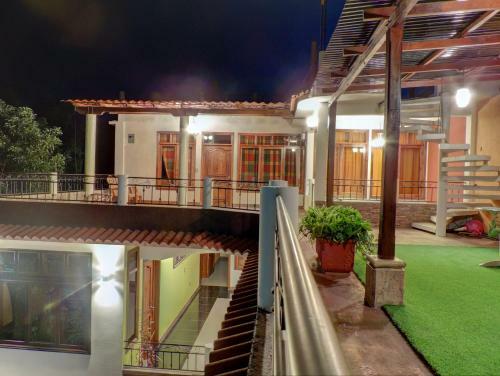 Shanti Shanti Hotel & Restaurante