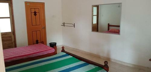 Hostal Sanalee Guest