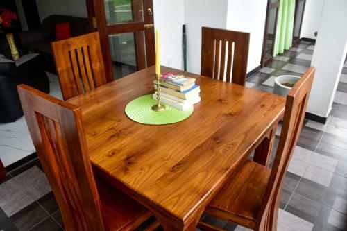 Hostal Sri Thenu Villa