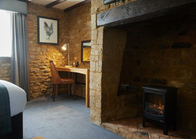 Red Lion Hotel