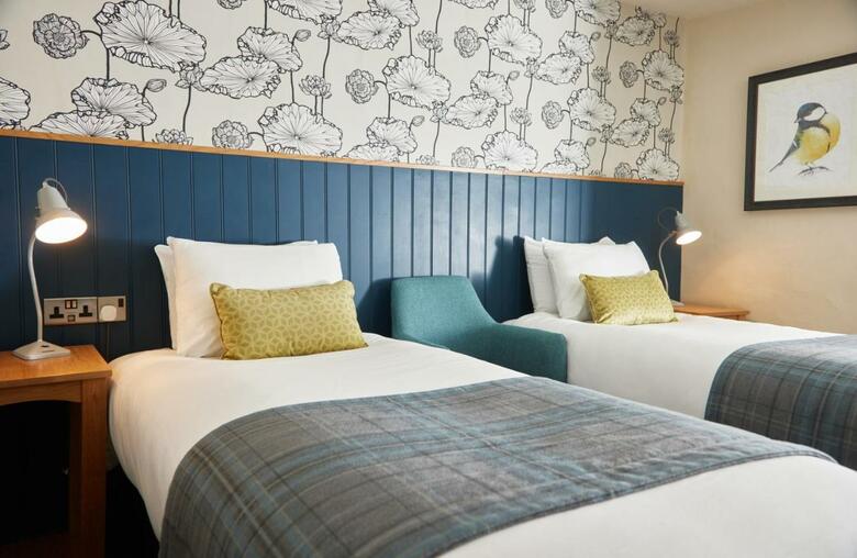 Red Lion Hotel