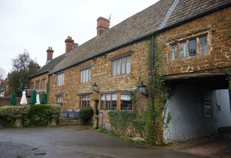Red Lion Hotel