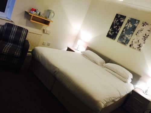 Hostal Claremont Hotel