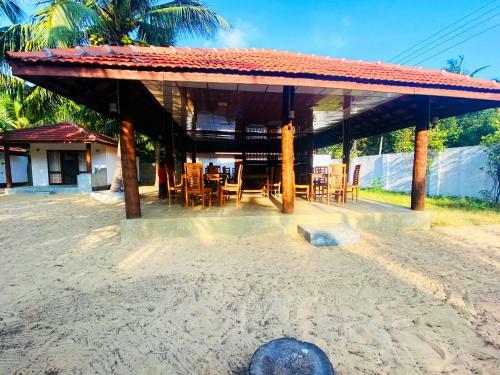 Hostal Coconut Canopy