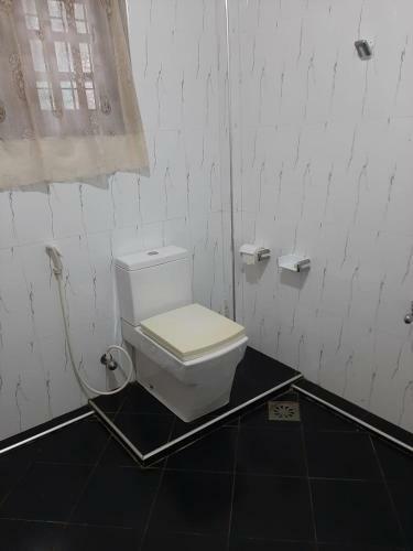 Hostal The Golden Residence