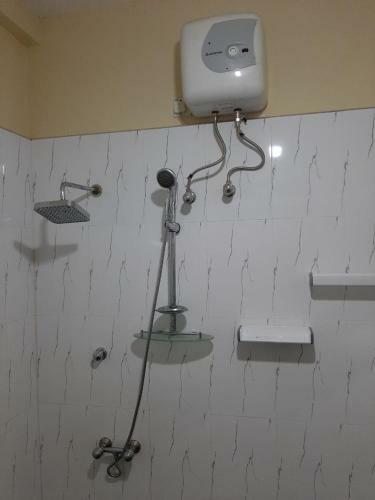 Hostal The Golden Residence