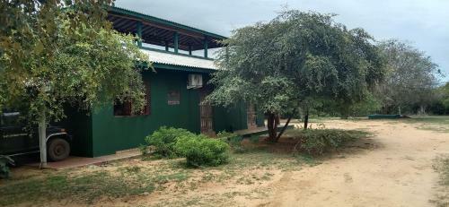 Agroturismo Yala Holiday Resort (Etf Board)