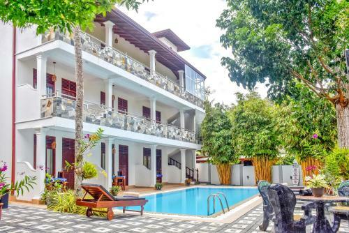 Hostal Villa De White Sambur