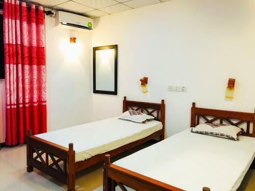 Bed & Breakfast Hotel B&p Hikkaduwa