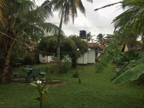 Hostal Jury?s Bungalow
