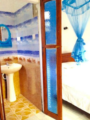 Hostal Rivi Sanda Villa & Apartment Hikkaduwa