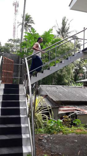 Hostal Rivi Sanda Villa & Apartment Hikkaduwa