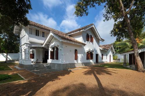 Villa River Stone By Poseidon
