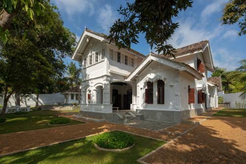 Villa River Stone By Poseidon