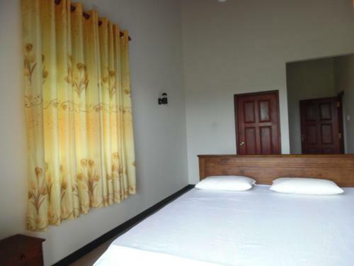 Hostal River Face Villa