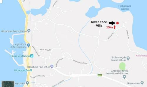 Hostal River Face Villa