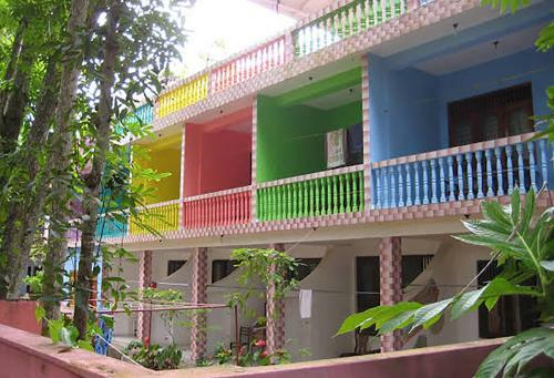 Hostal Hotel Santis