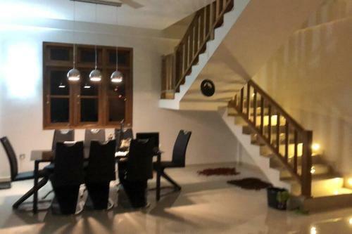 Treehouse Villas Hikkaduwa