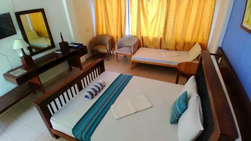 Coral Reef Hotel