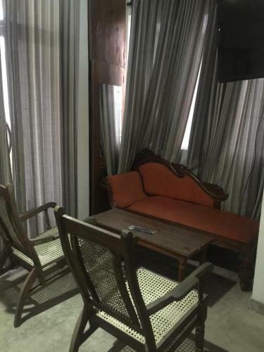 Albergue New Amadeo Beach