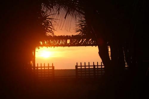 Happy Cocos Beach House