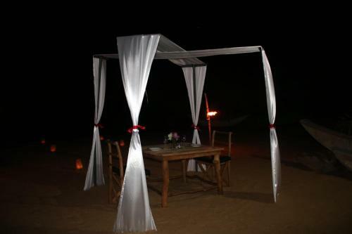 Happy Cocos Beach House