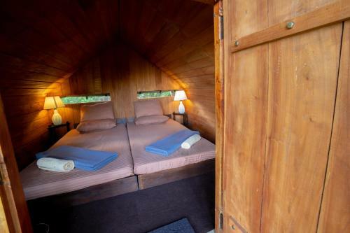 Bed & Breakfast Venture Camps