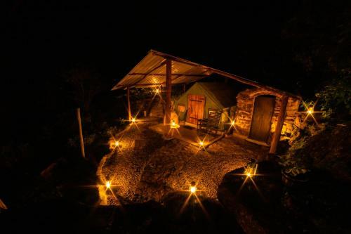 Bed & Breakfast Venture Camps