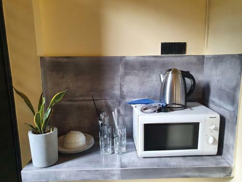 Cheerful One Bedroom Apartment