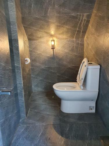 Cheerful One Bedroom Apartment