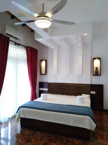 Y&y Residence