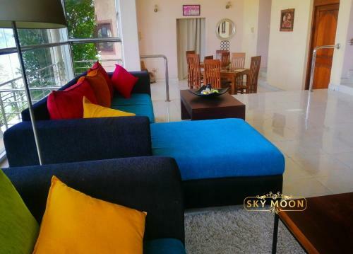 Hotel Sky Moon