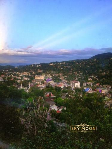 Hotel Sky Moon