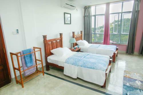 Bed & Breakfast Bougain Villa Luxury "home Stay" In Kandy