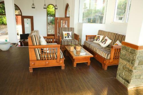 Hotel Crown & Crown Kandy