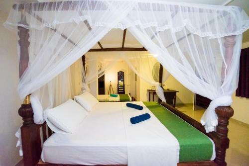 Hotel The Leon House