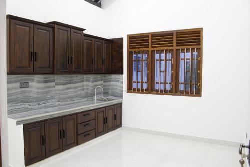 City Silence Holiday Apartment -matara