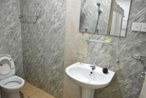 Hostal Surf Corner