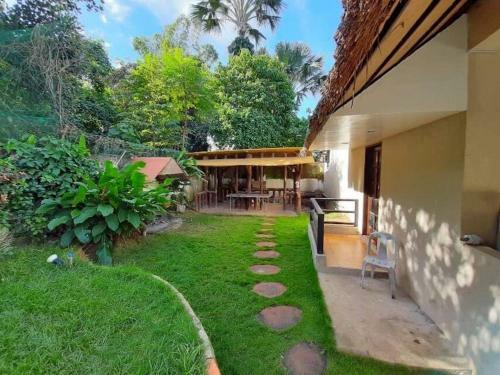 Sergmar Exclusive Place Rental Lilo-an Branch