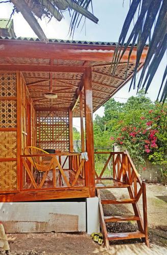 Bed & Breakfast Mj Room Rental Mahogany