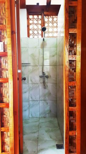 Bed & Breakfast Mj Room Rental Mahogany