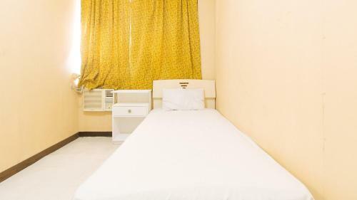 Hotel Cristian Jay Dormitory