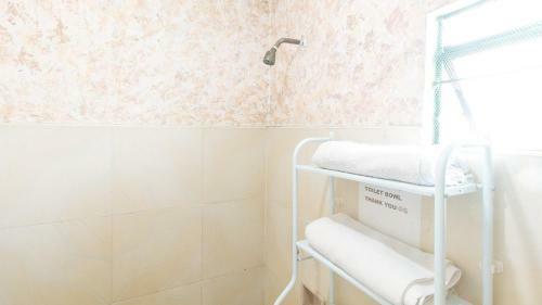 Hotel Cristian Jay Dormitory