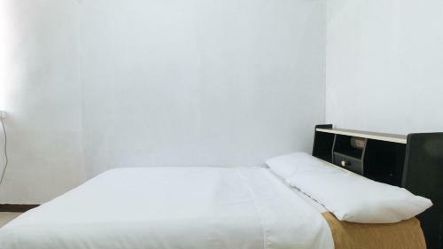 Hotel Cristian Jay Dormitory